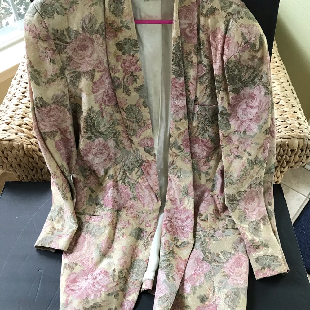 Beautiful Pastel Floral Ladies’ Jacket/Blazer